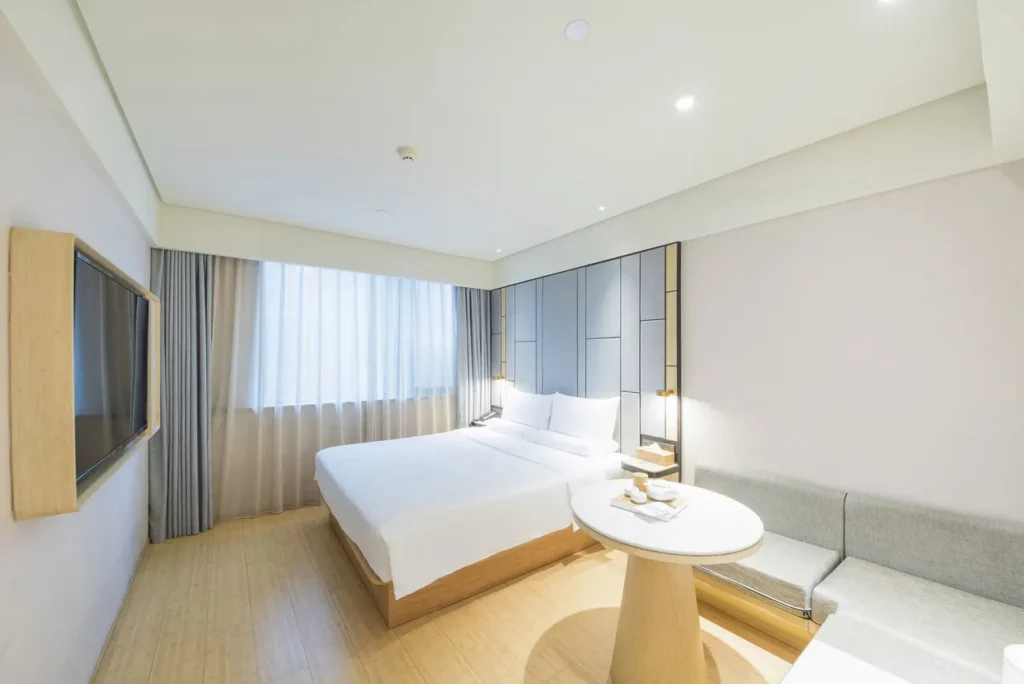 Отель JI Hotel у Нанкинской улицы и набережной Бунд в Шанхае