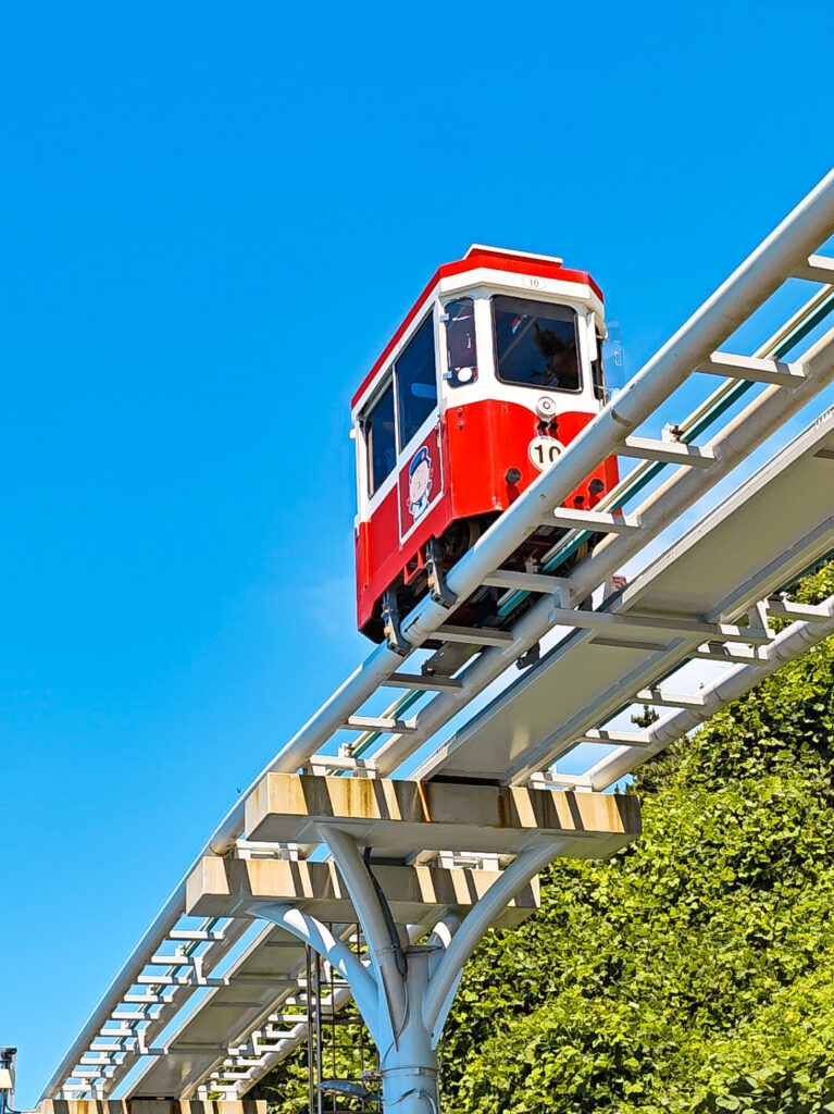 Поезд Blue Line Park в Пусане
