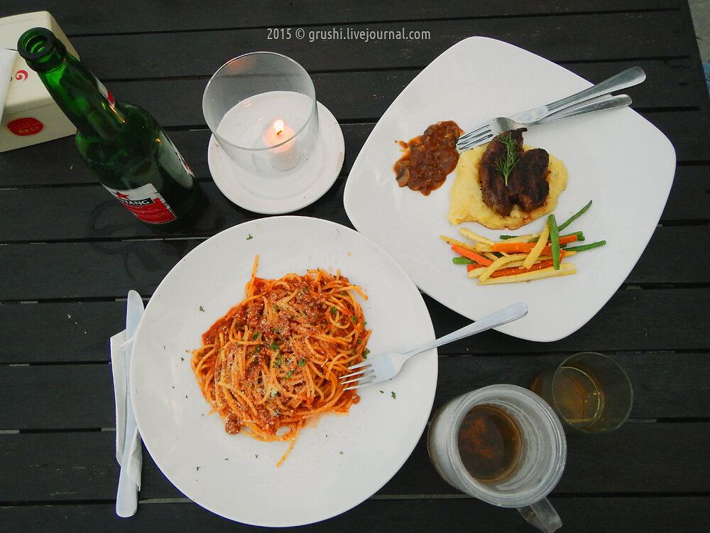 Блинчики в Nusa Dua Beach Grill