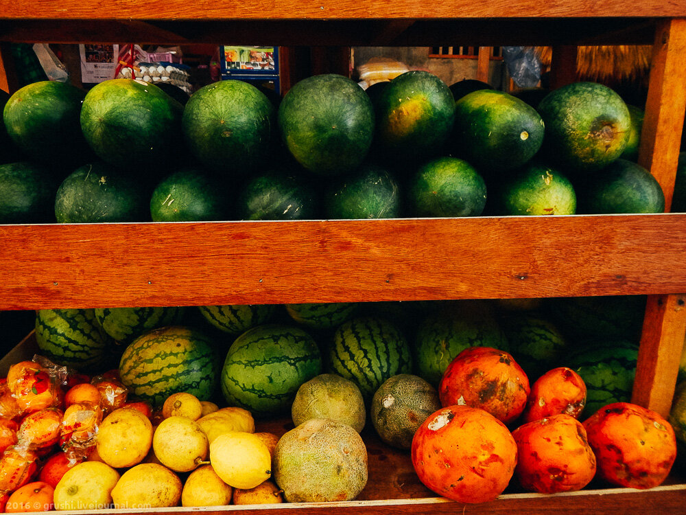 Фруктовый рынок на Боракае - выбор продуктов