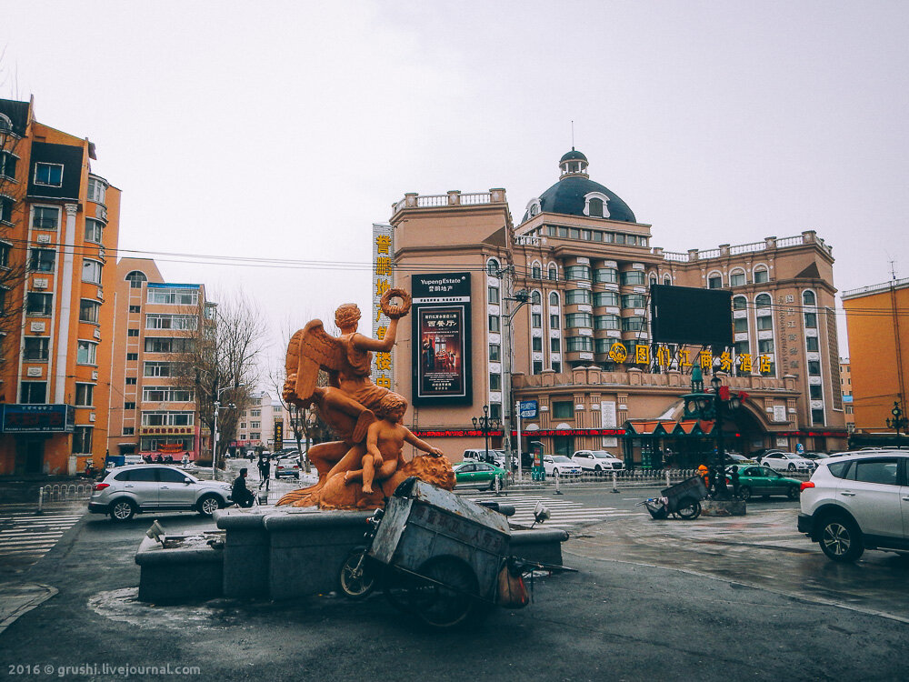 Фадент отеля Туманган в Хуньчуне