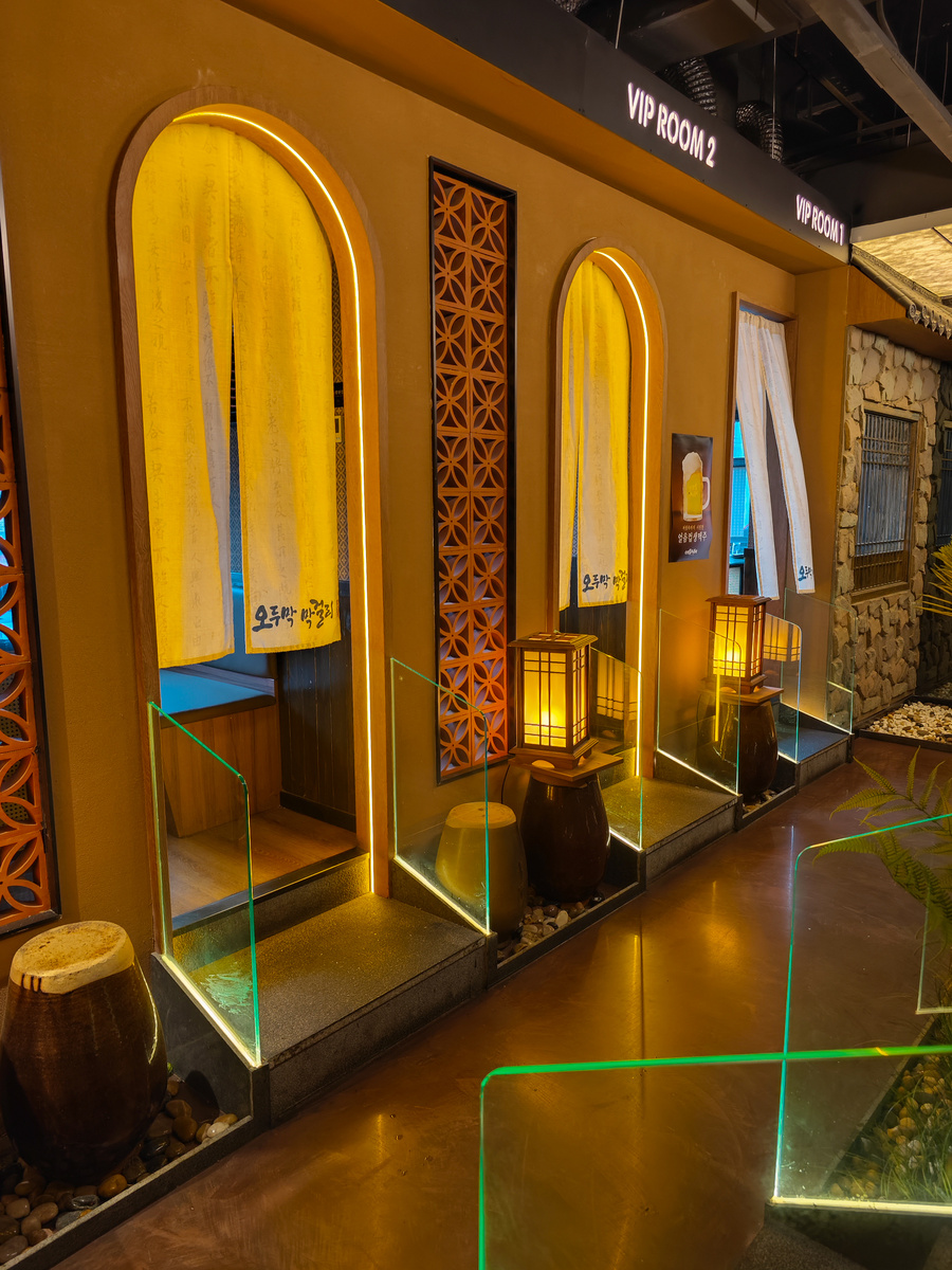 Интерьер ресторана Rice Wine House
