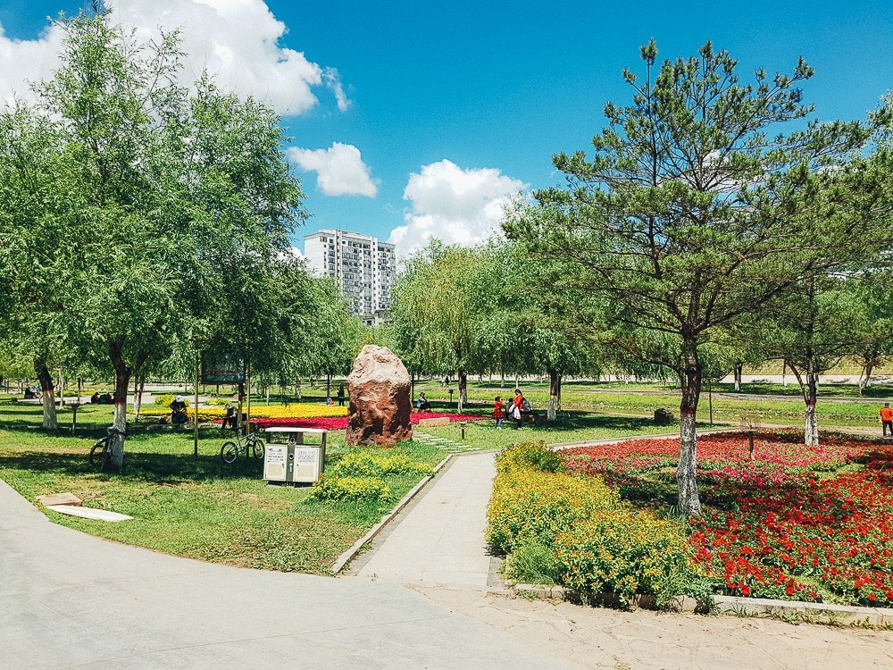 Перекус в парке Яньцзы - китайская уличная еда