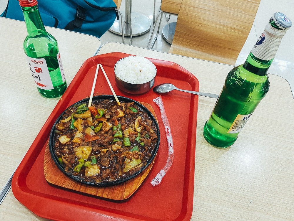 Фудкорт в Хуньчуне - выбор блюд