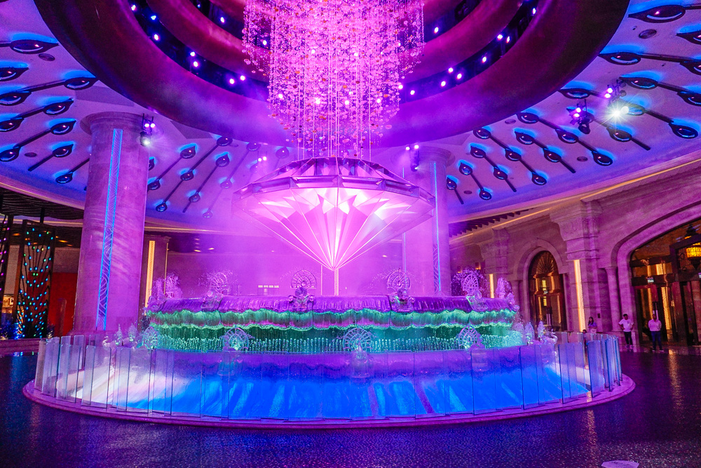 Шоу Счастливый Алмаз в Galaxy Macau
