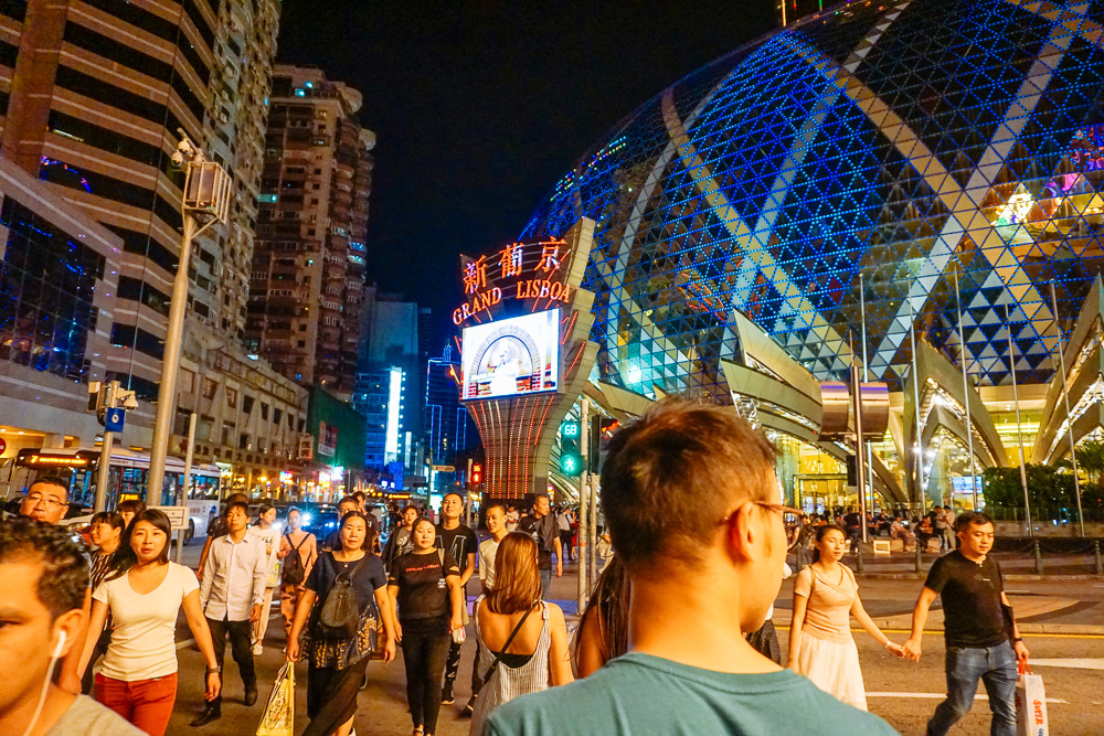 Пешеходные экскурсии по городу