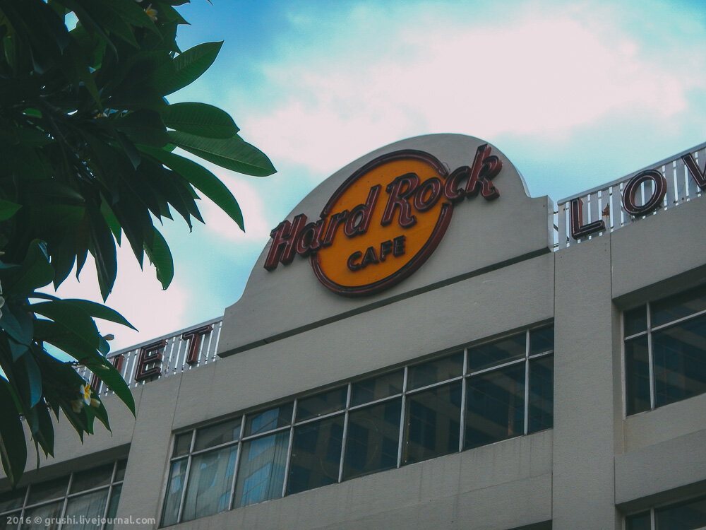 Hard Rock Cafe в Маниле интерьер