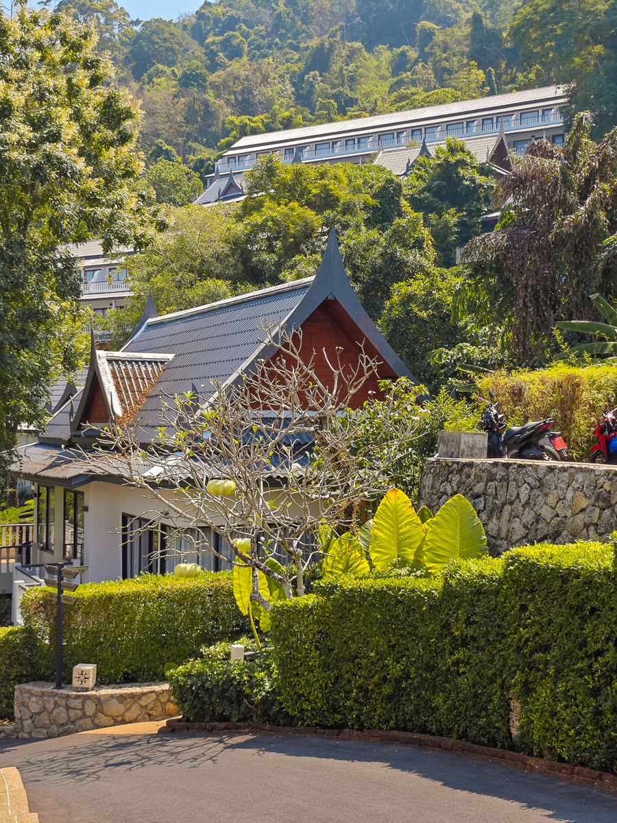 Природа вокруг Namaka Resort
