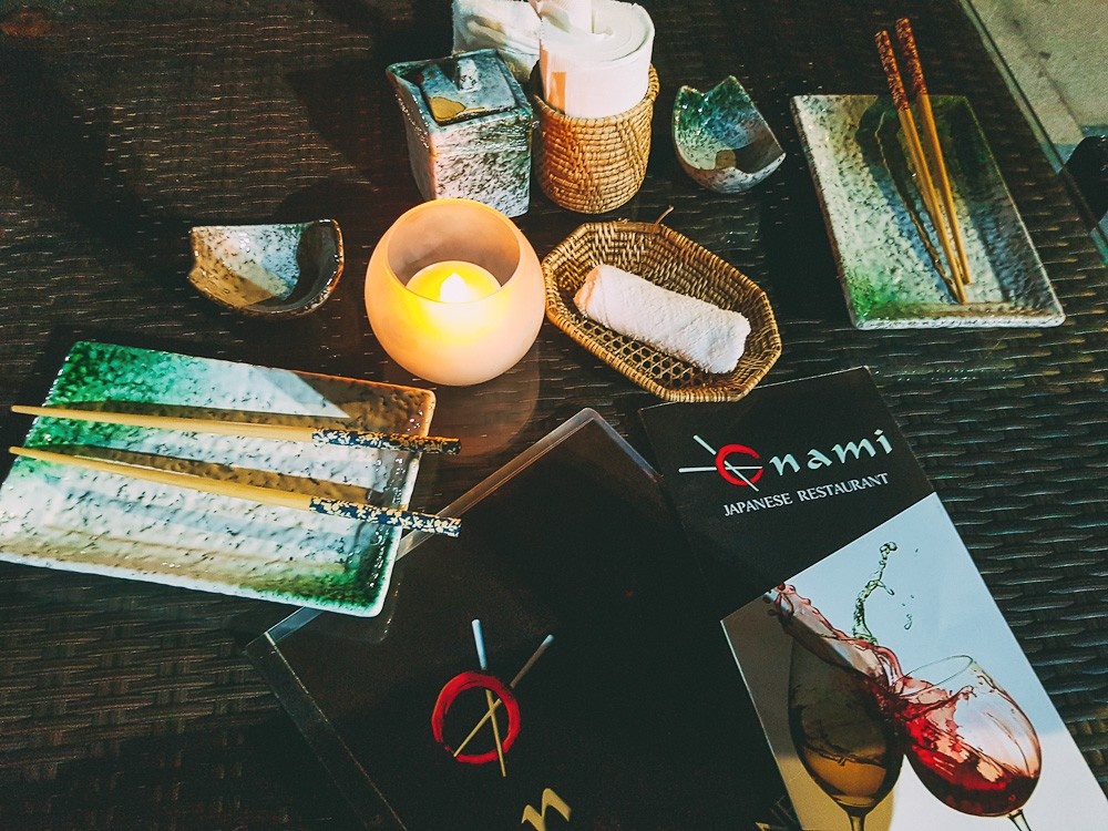 Японские роллы и суши в Onami, Камбоджа