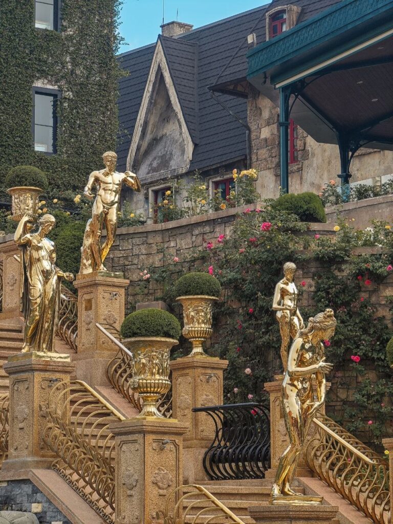 Уличный оркестр в Ba Na Hills