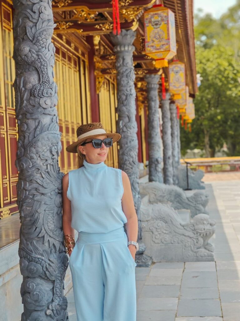 Королевский театр в цитадели Хюэ