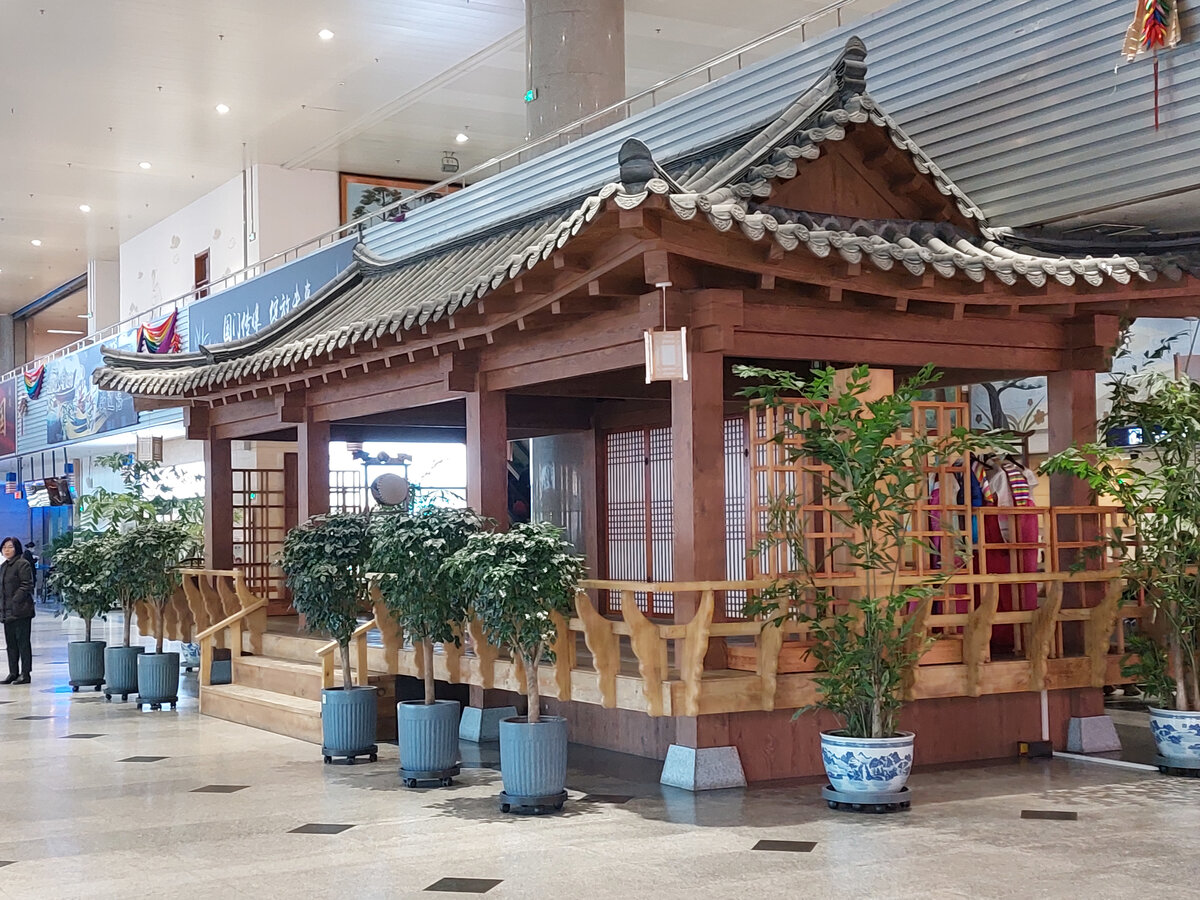 Стойка регистрации China Eastern Airlines