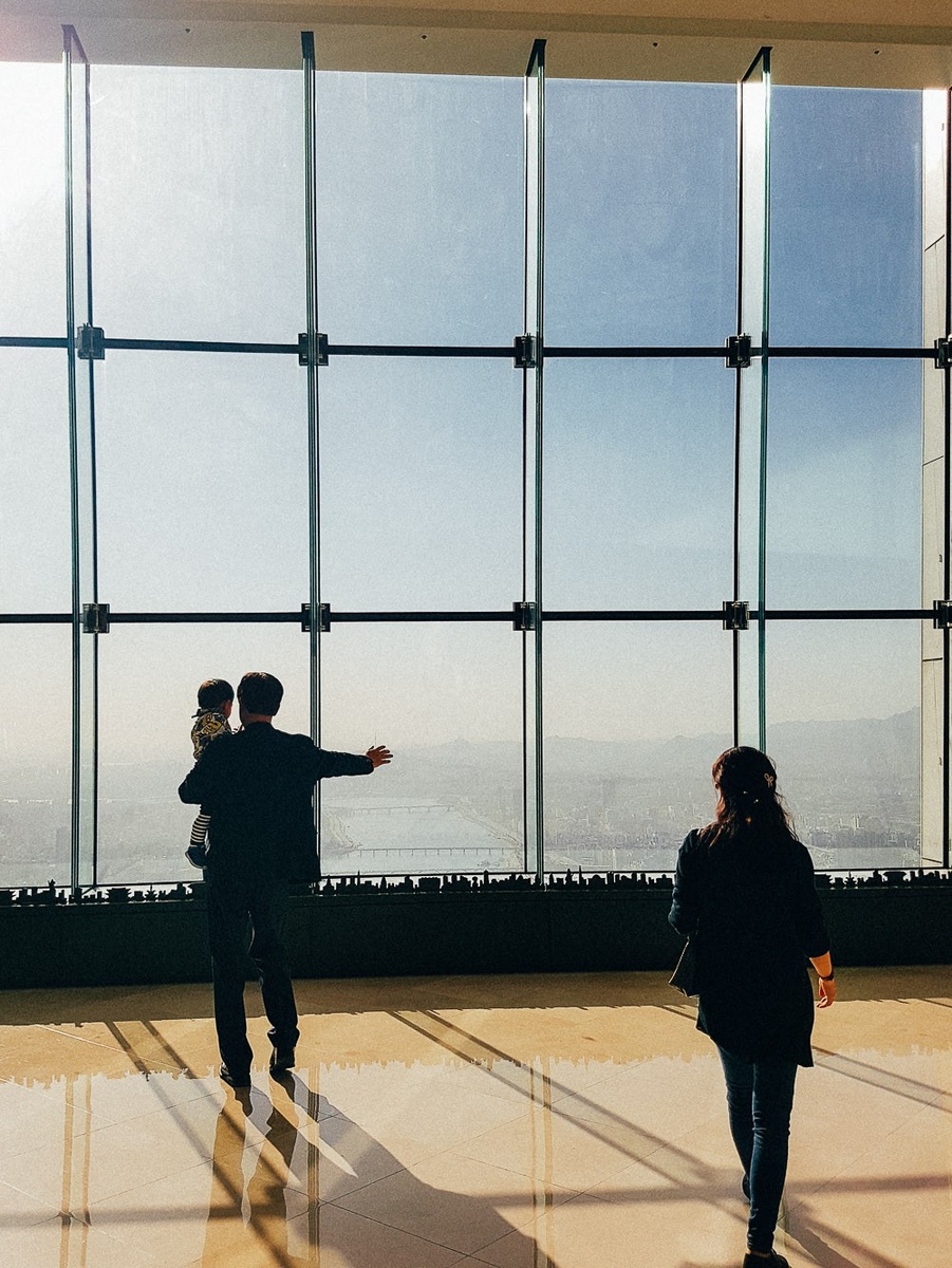 Фото на память на Lotte Tower
