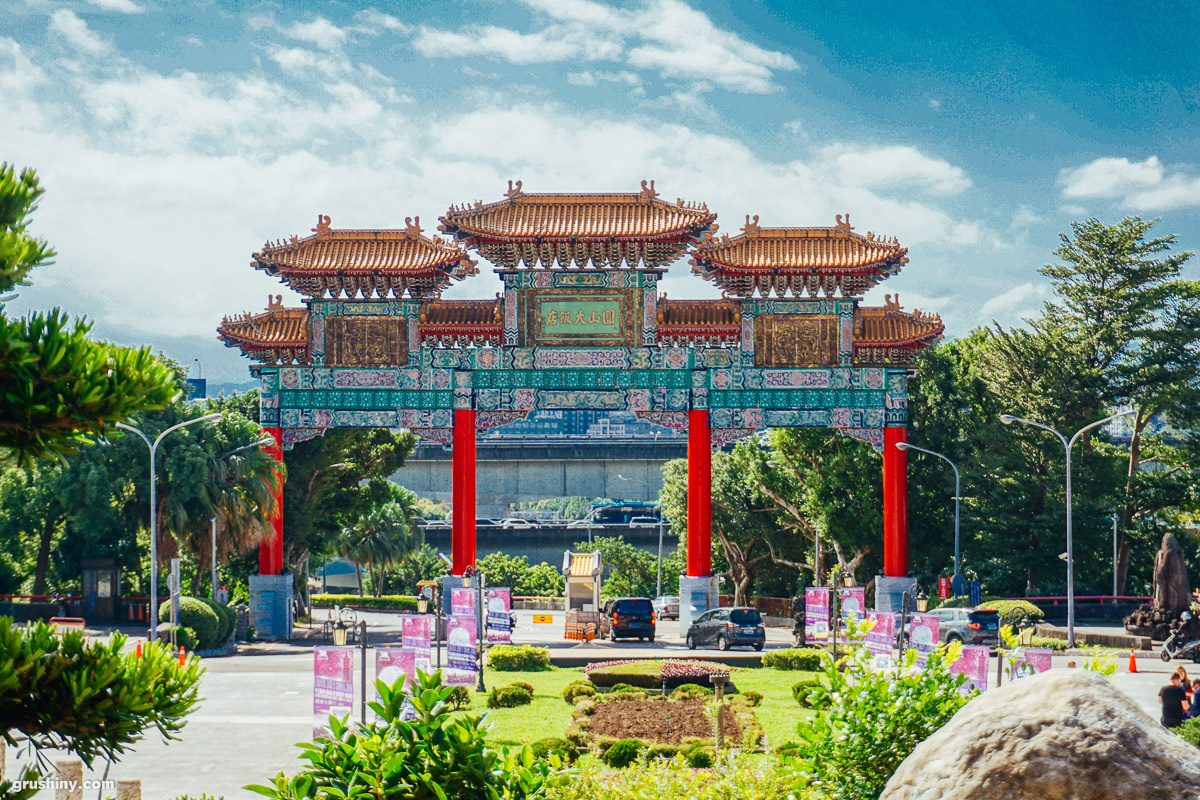 Бассейн Grand Hotel Taipei