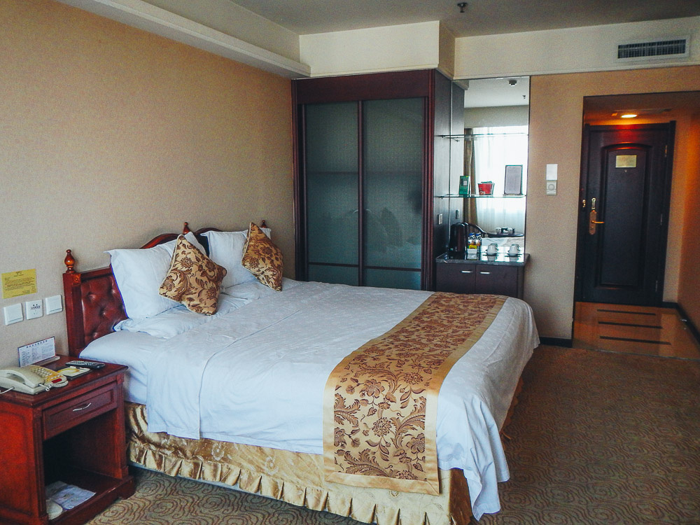 Отель Yanbian International Hotel в Яньцзи, вид снаружи